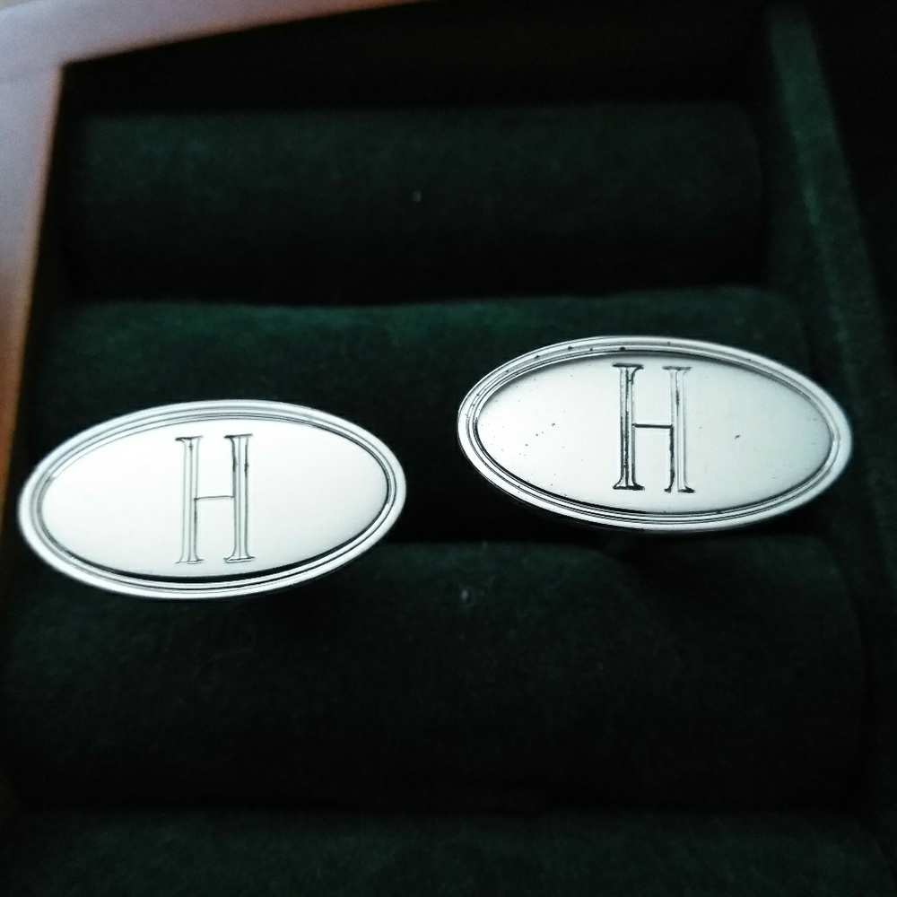 Silver cuff links
